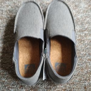 Reef Men's 9' Cushion Matey Grey slip ons Brand New
